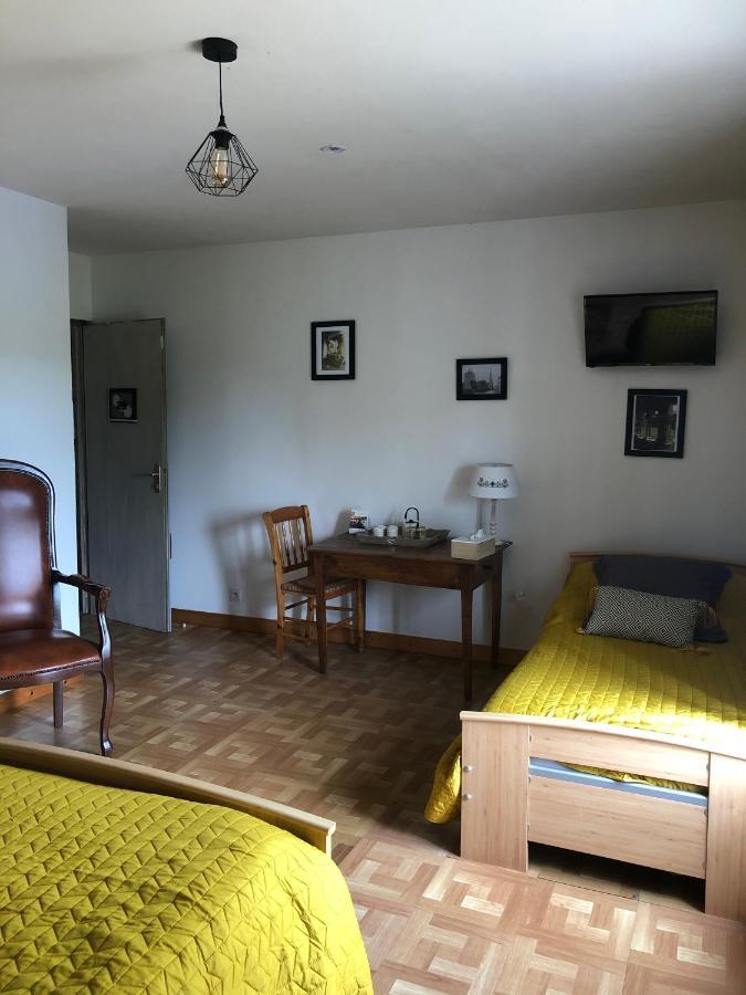 Chambre D'Hotes La Jonchere Ле-Эрбье Экстерьер фото